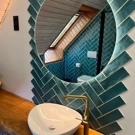 Bor Es Kenyer ゲストハウス 3*